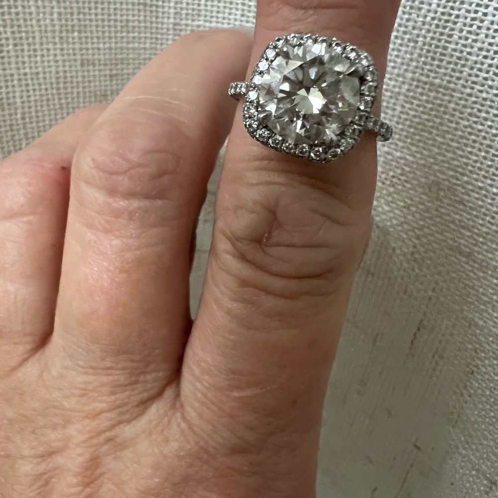 3.01 carat lab diamond in platinum diamond halo
